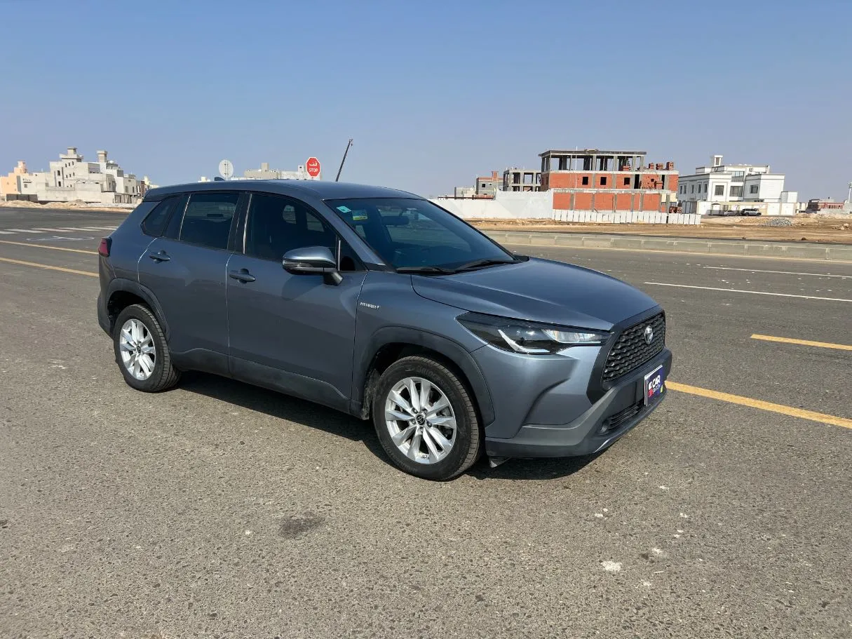Car image 3