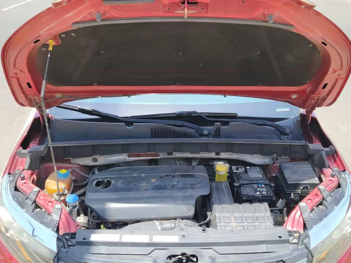 Car image 28