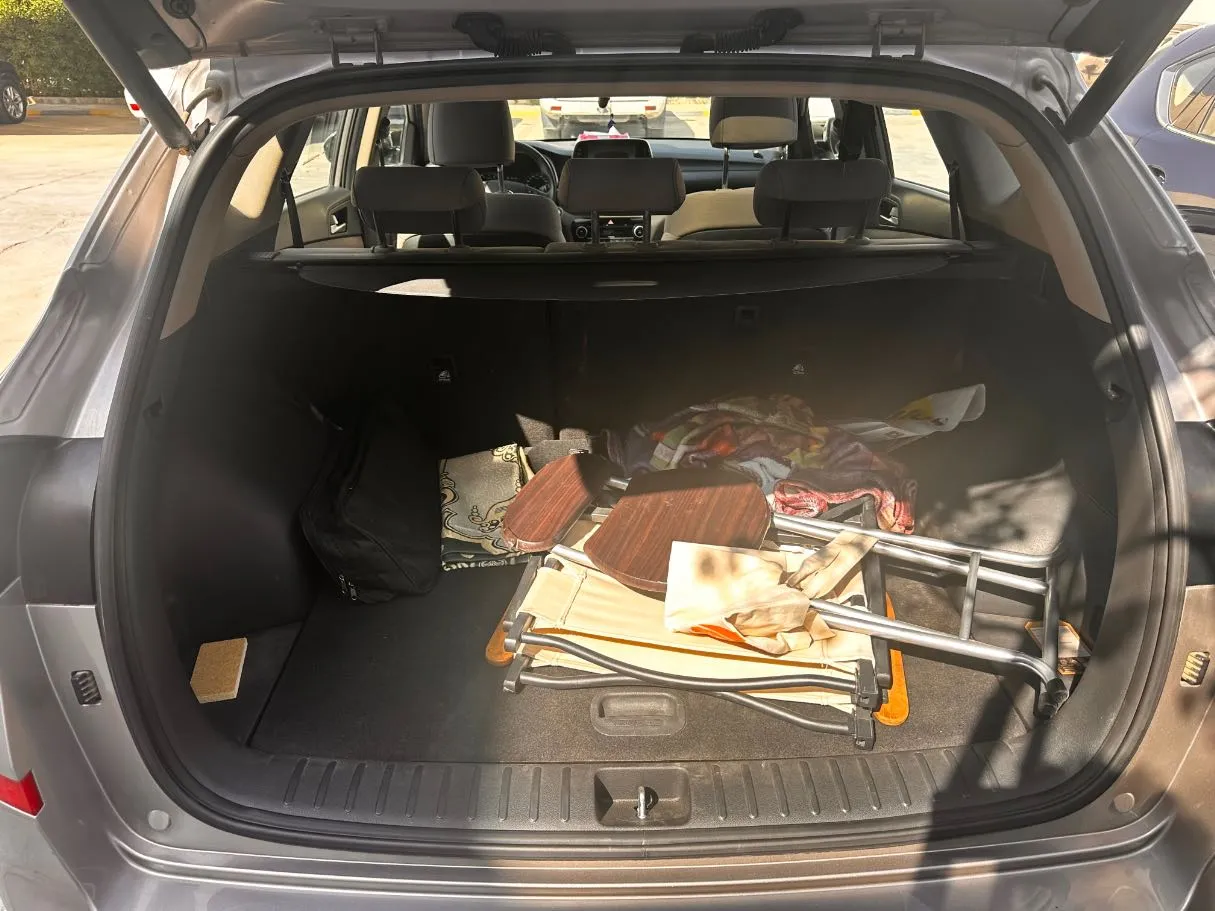 Car image 24