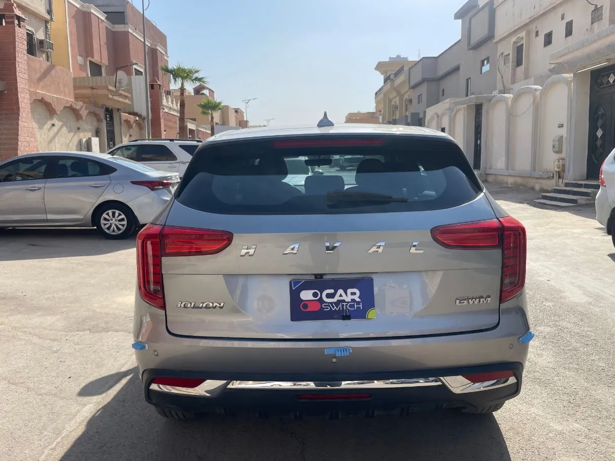 Car image 6
