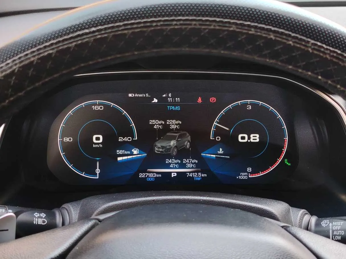 Car image 23