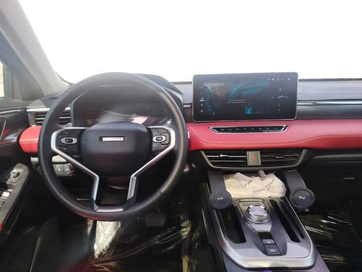 Car image 18