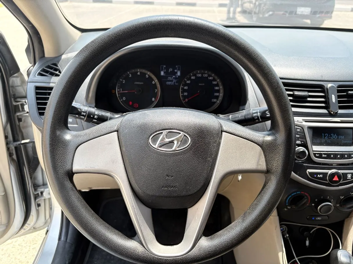 Car image 22