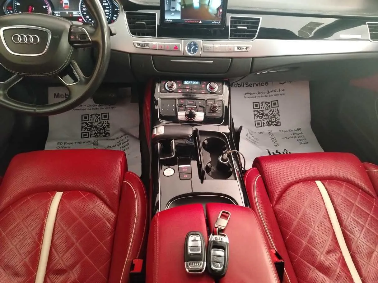 Car image 26