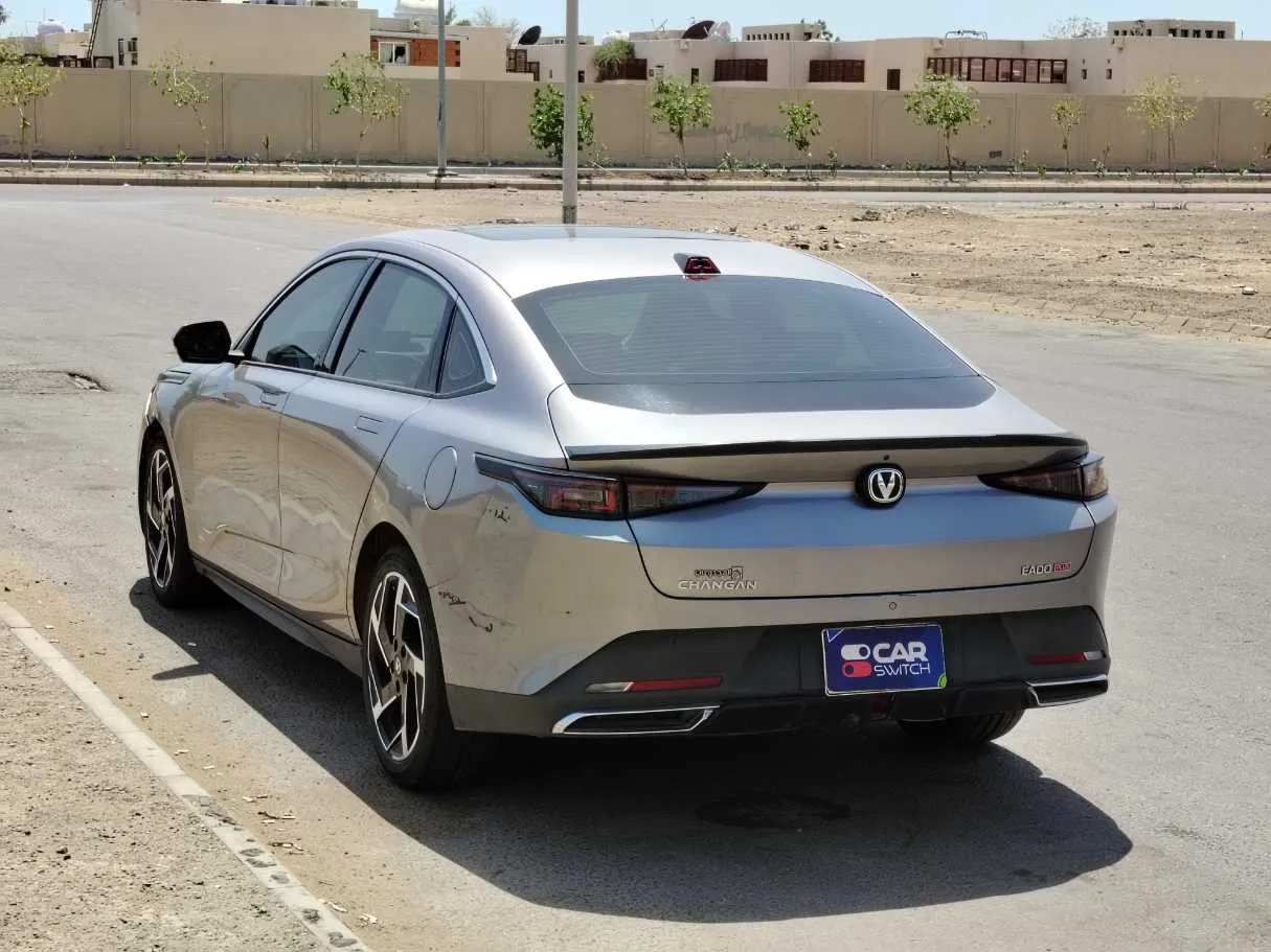 Car image 7