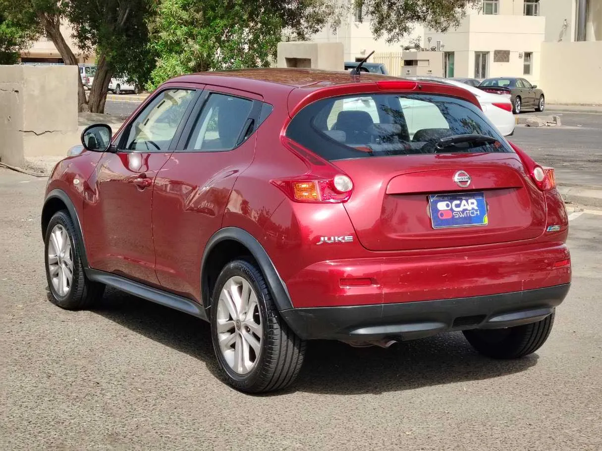 Car image 7