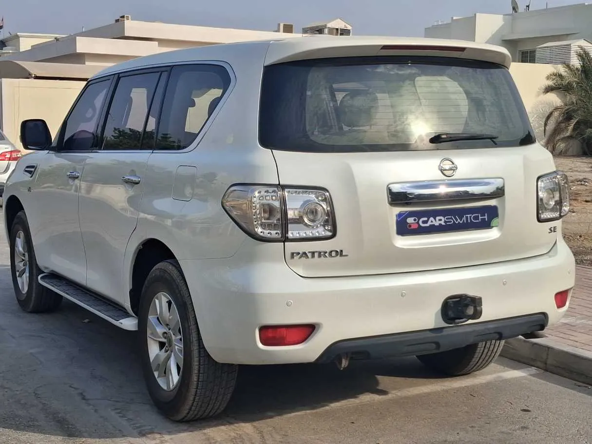 Car image 7