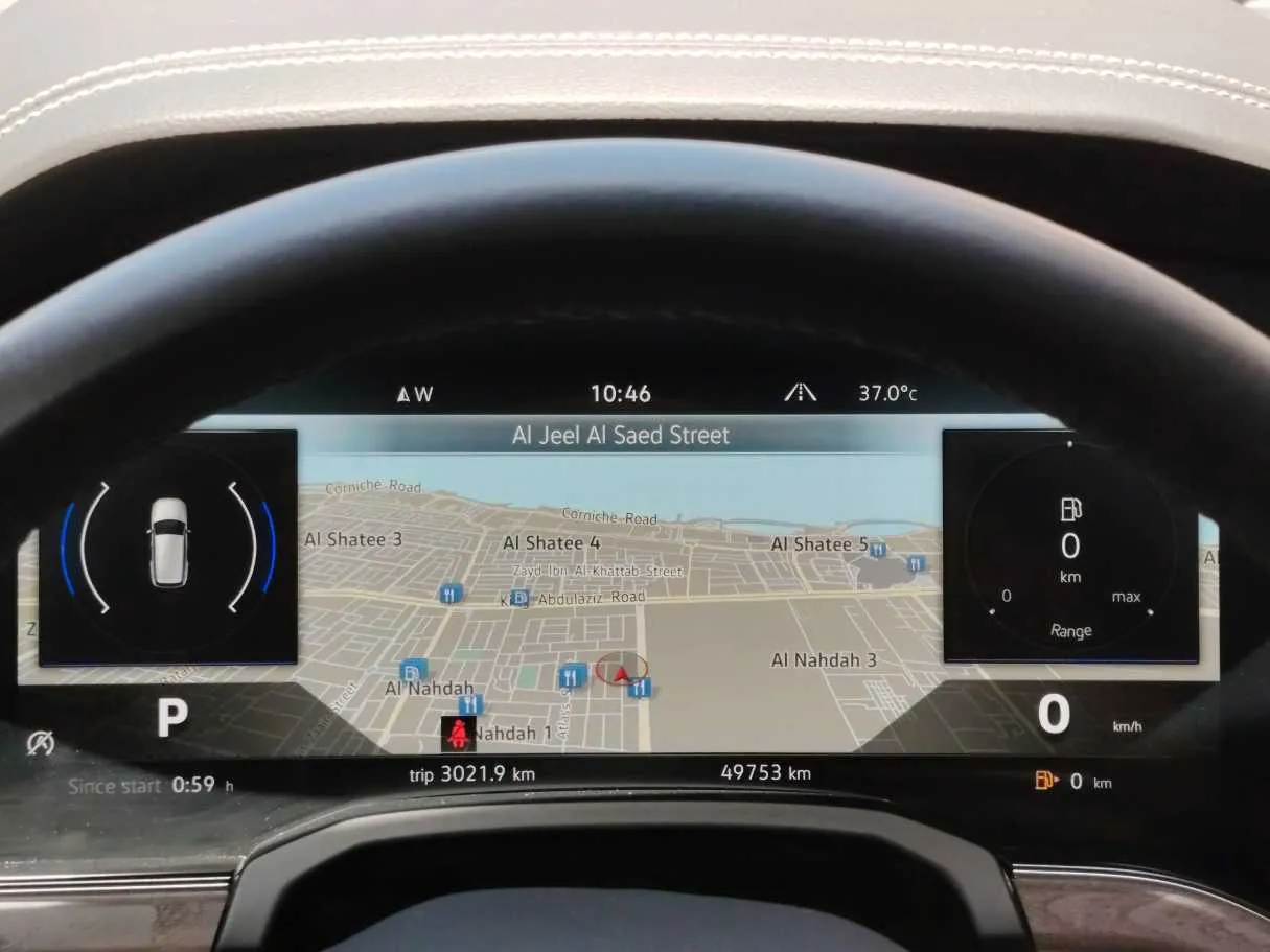 Car image 24