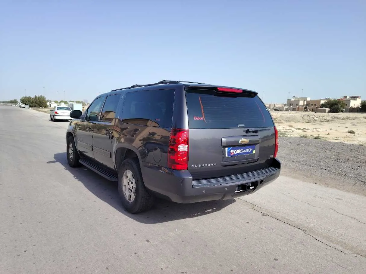 Car image 7