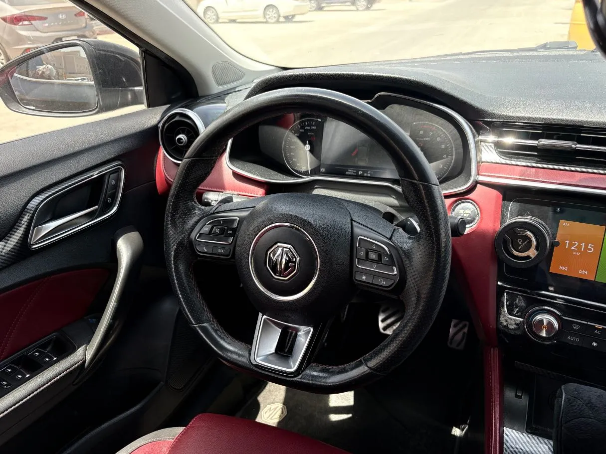 Car image 22