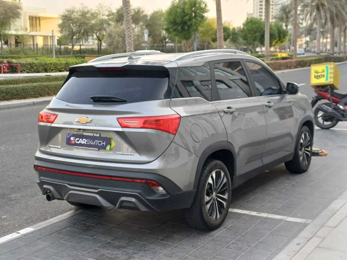 Car image 5