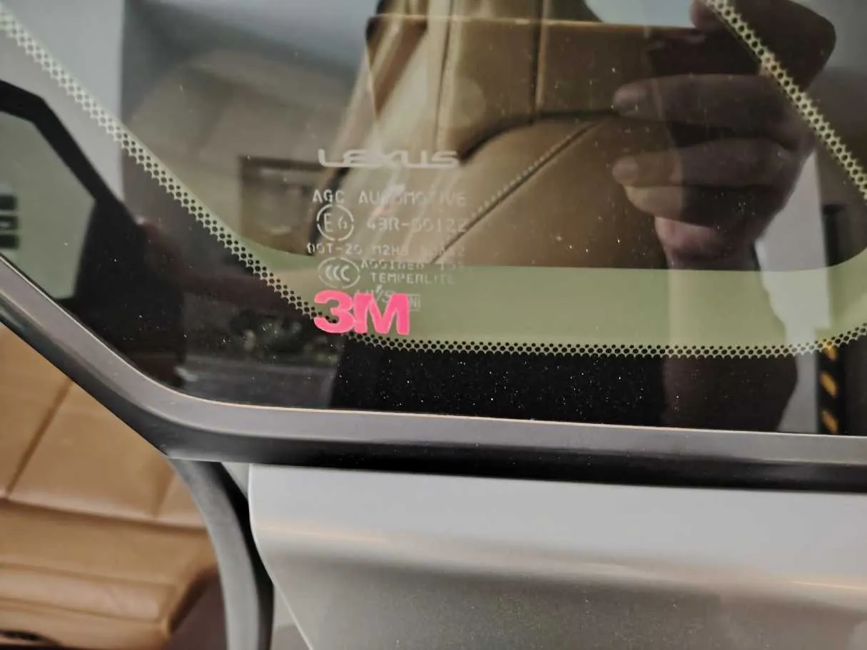 Car image 37