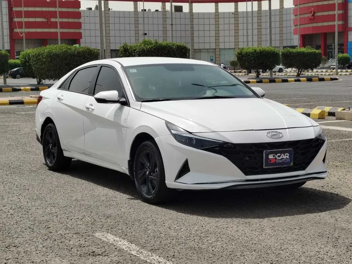 Car image 3