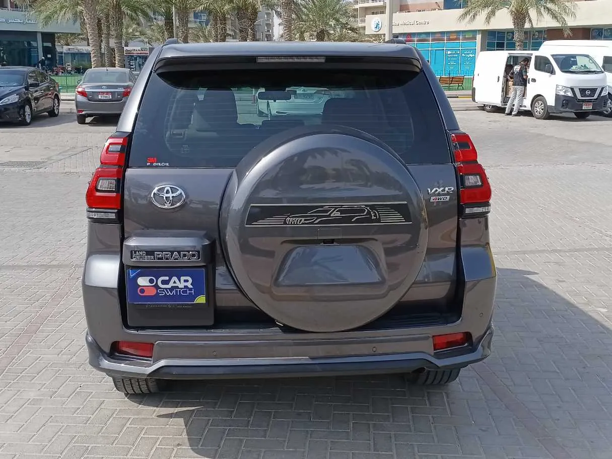 Car image 6