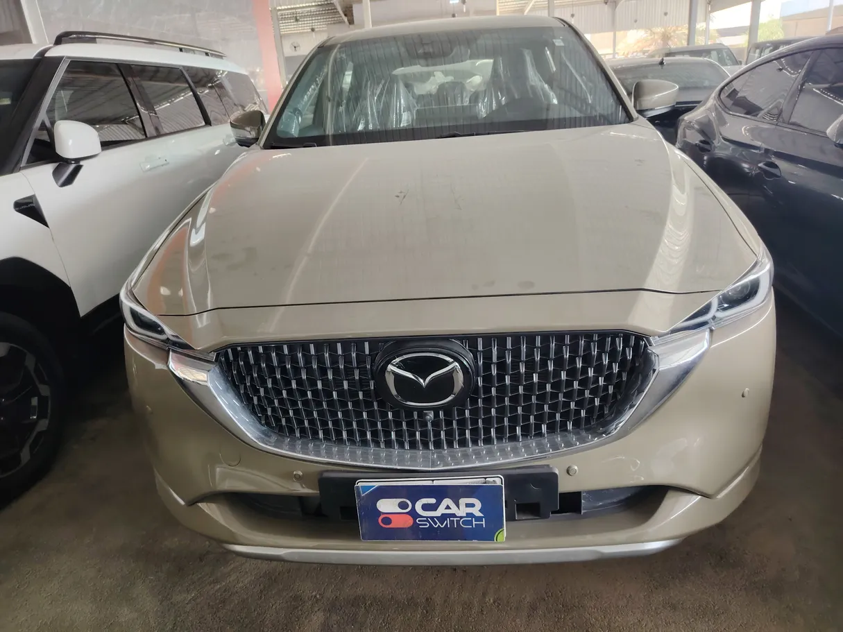 Car image 2