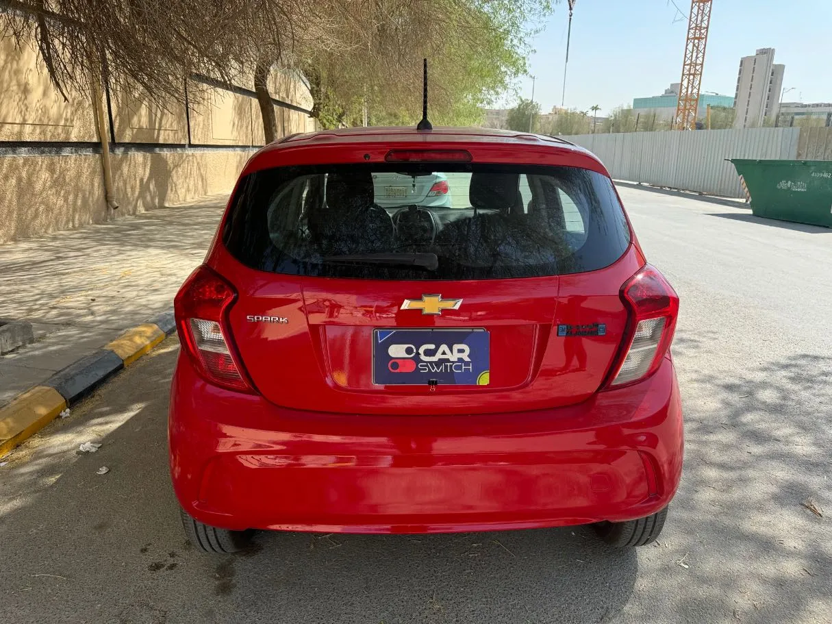 Car image 6