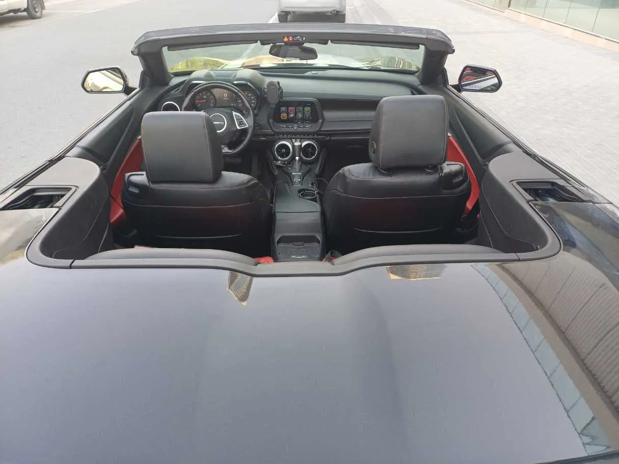 Car image 25