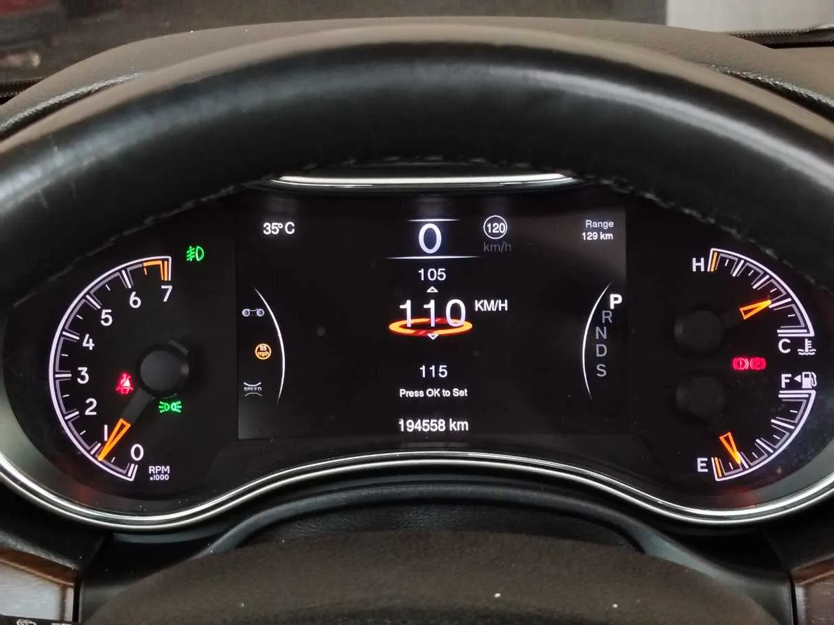 Car image 25