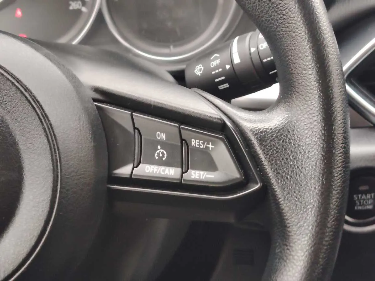 Car image 29