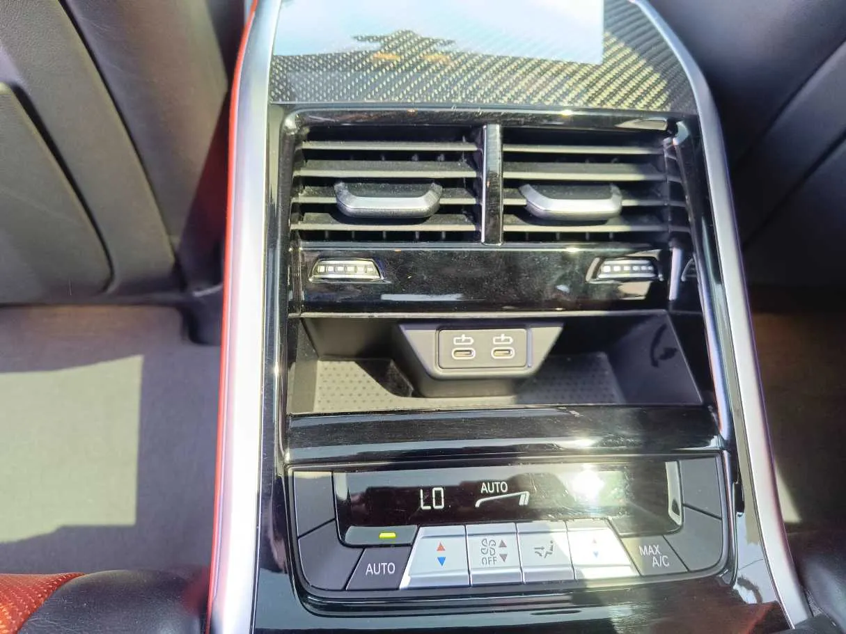 Car image 46