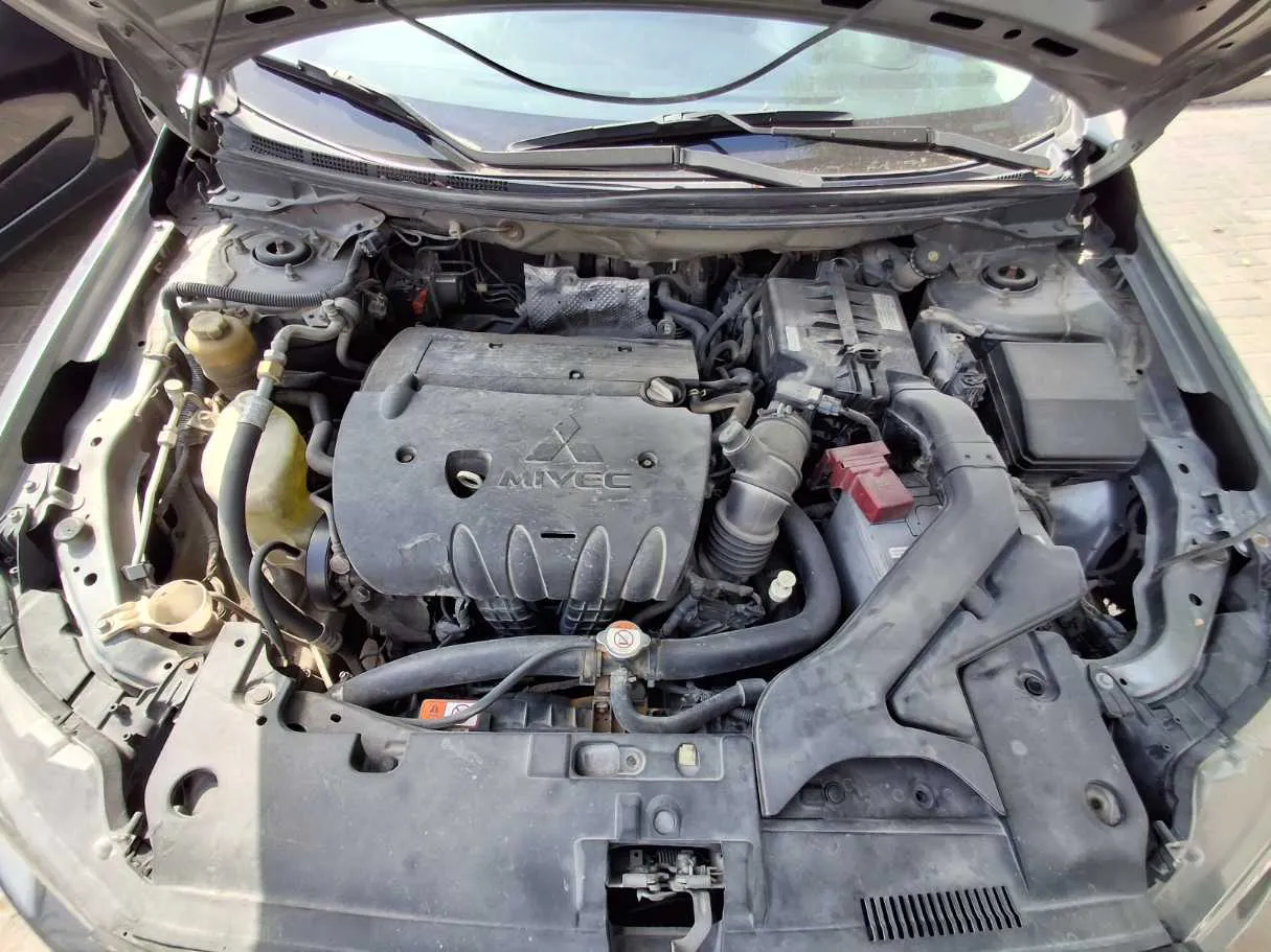 Car image 20