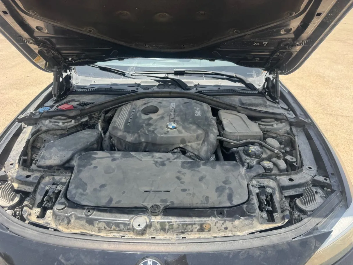 Car image 22
