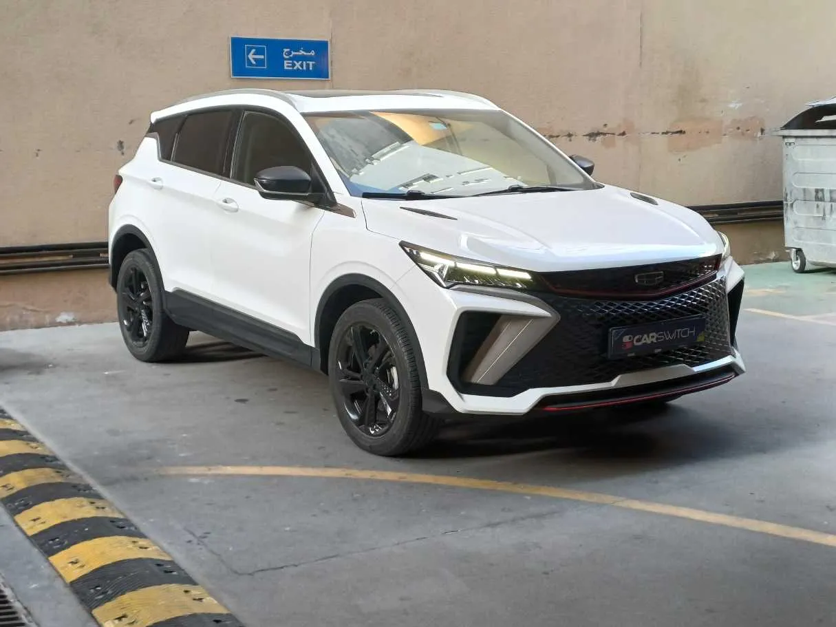 Car image 3