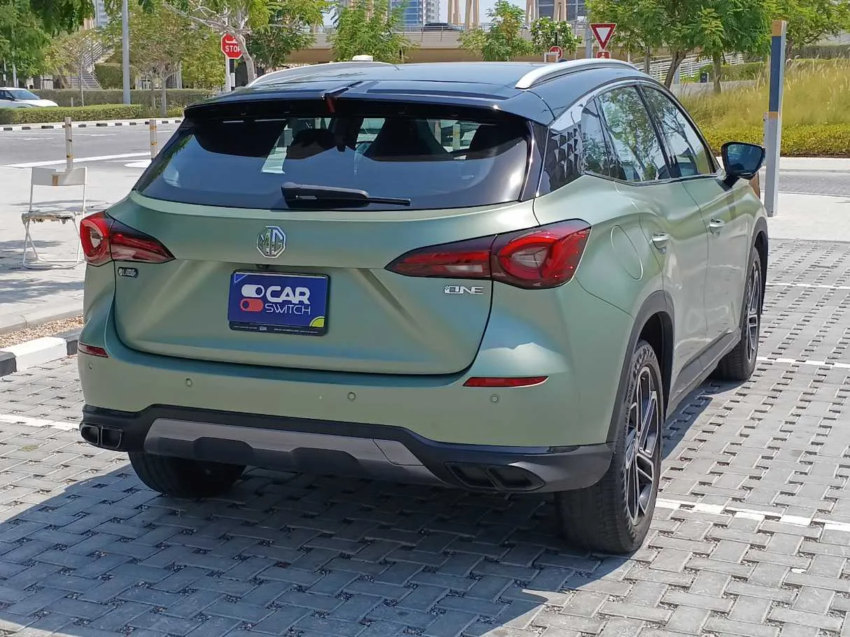 Car image 7