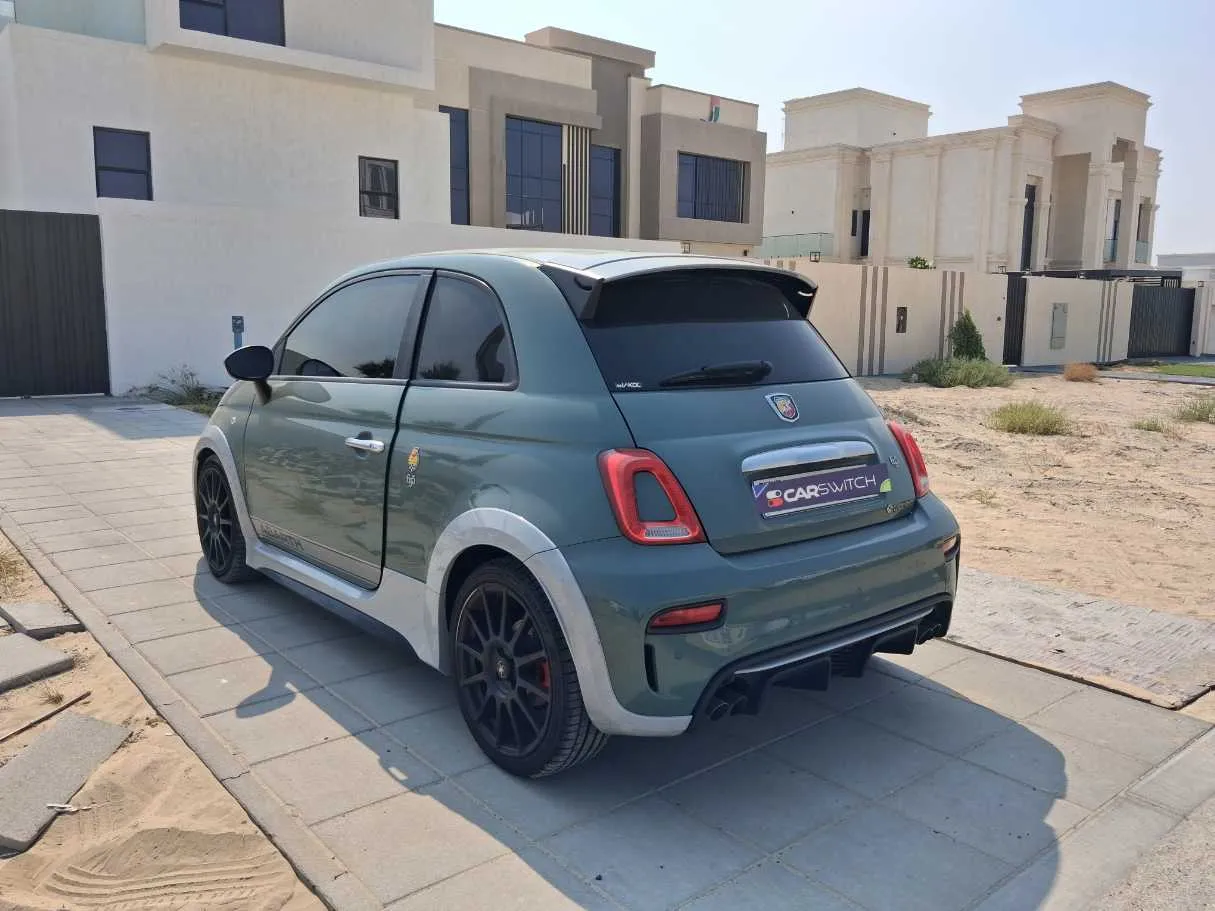 Car image 7