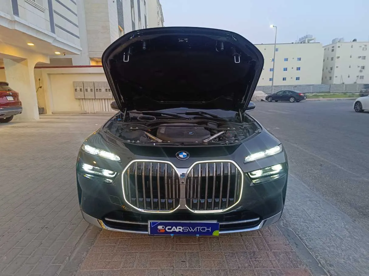 Car image 37