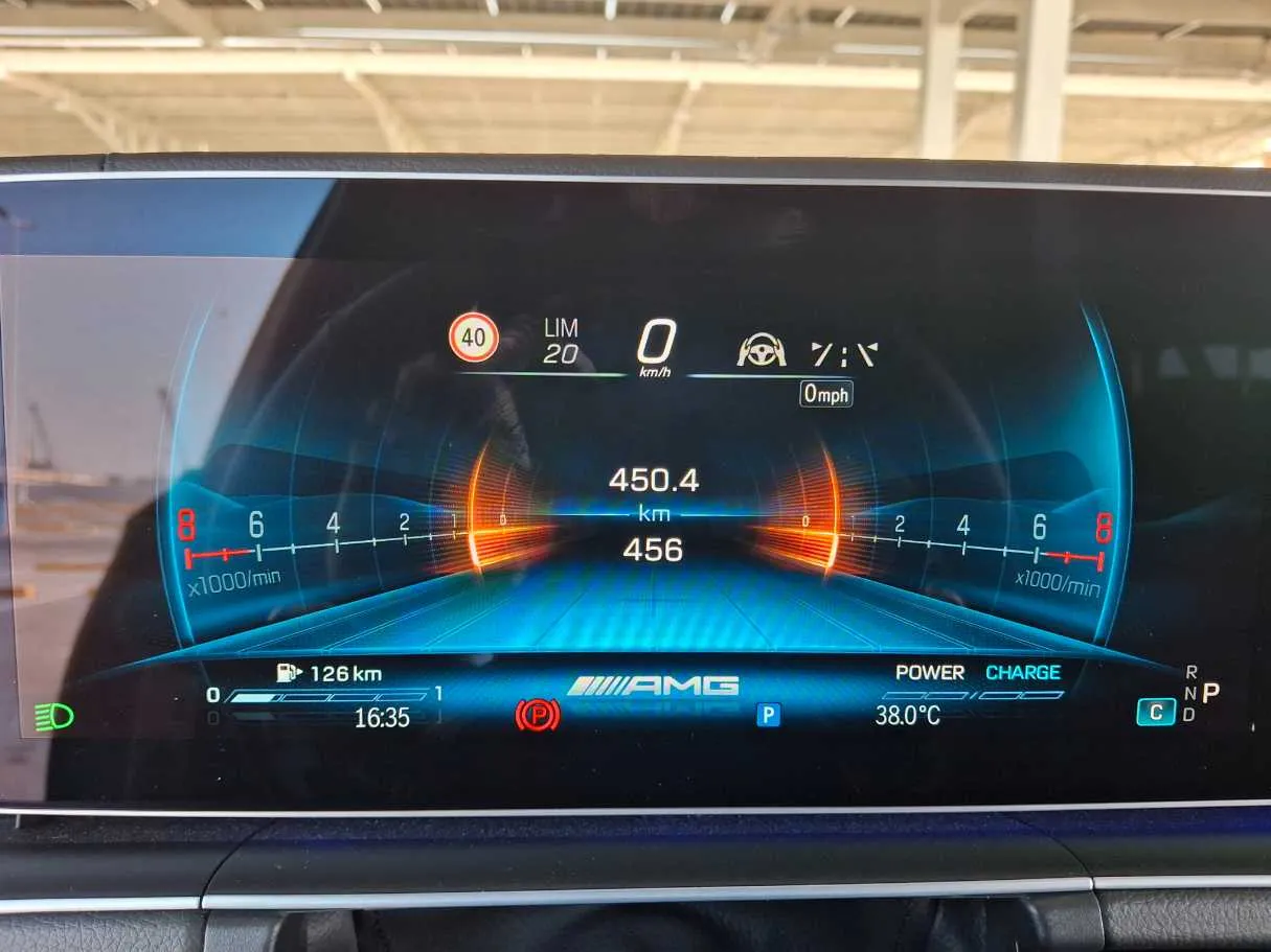 Car image 20