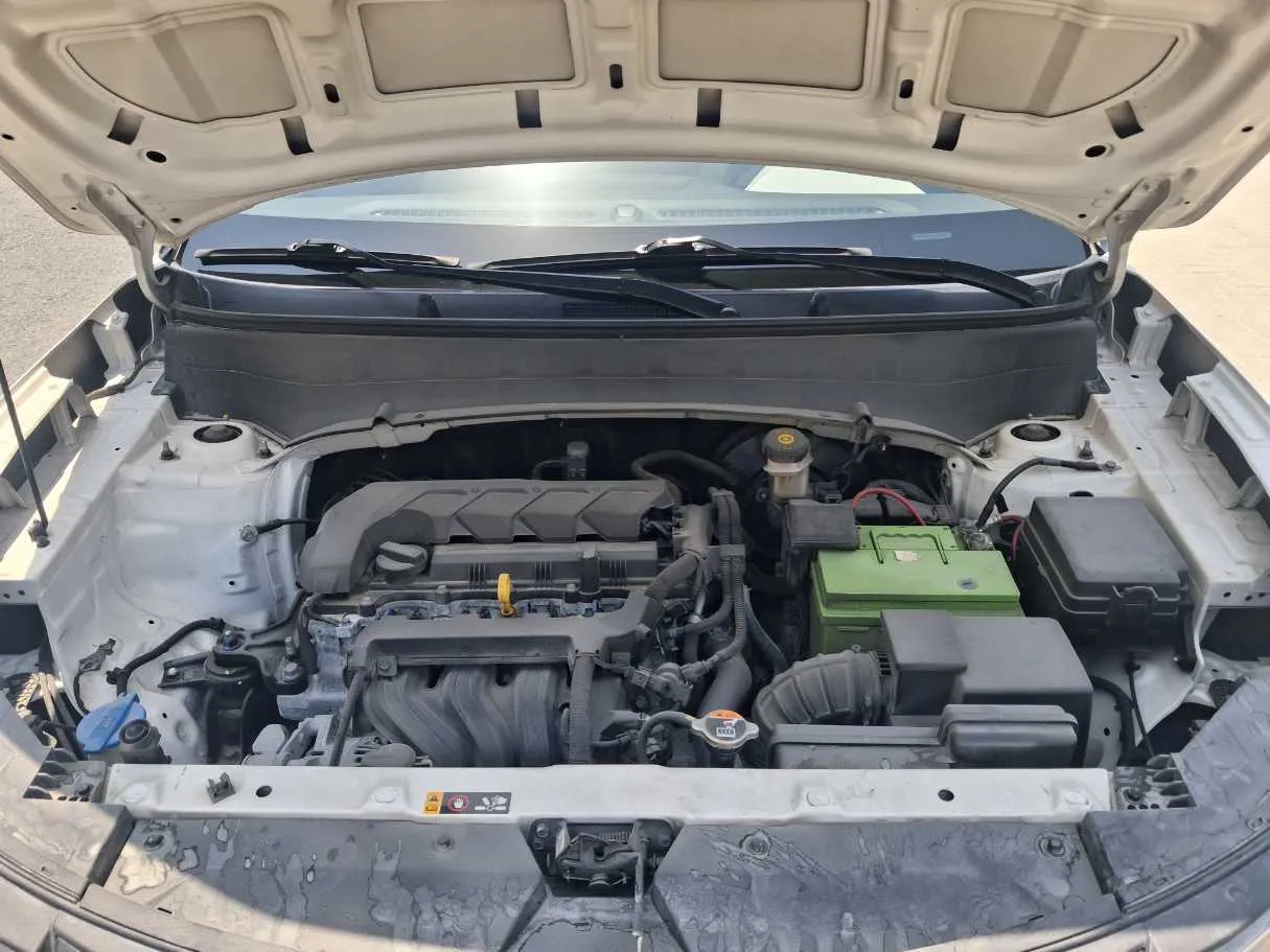Car image 20