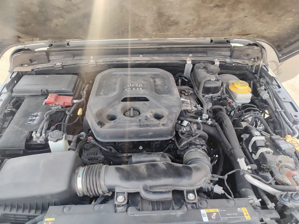 Car image 30