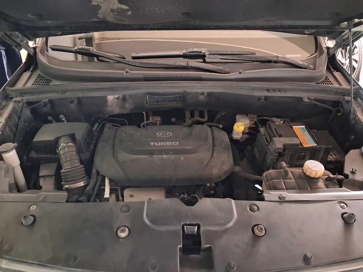 Car image 22