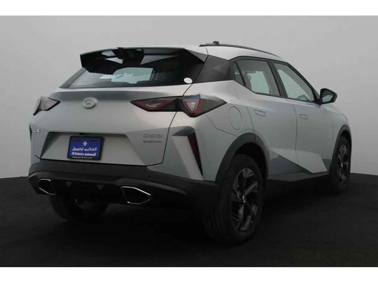 Car image 2