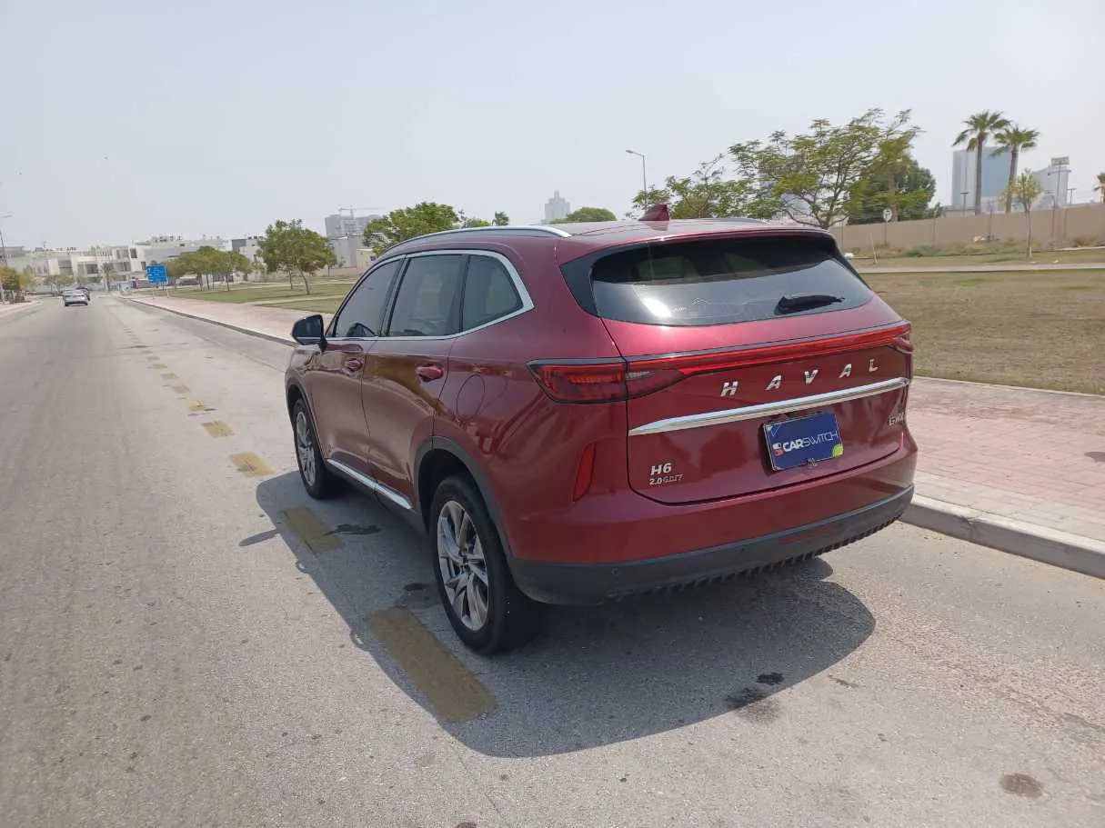 Car image 7