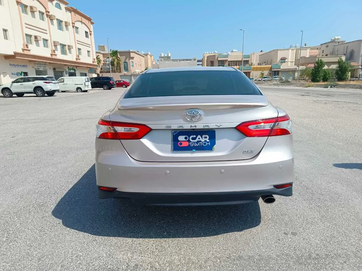 Car image 6
