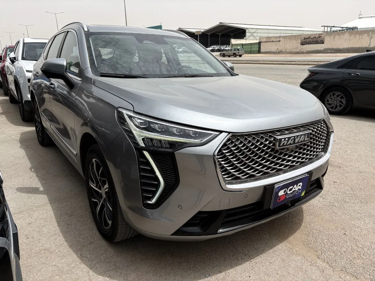 Car image 3