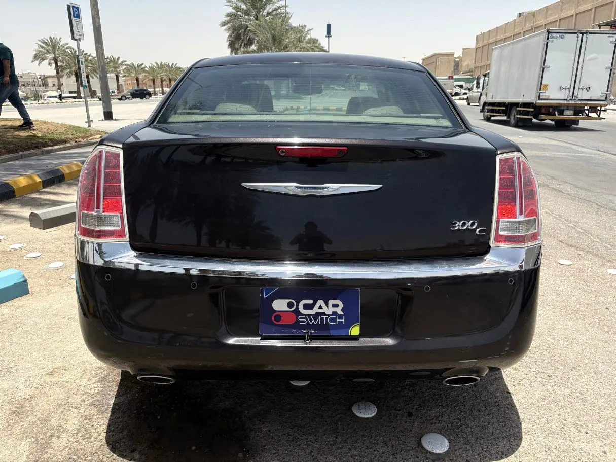 Car image 6