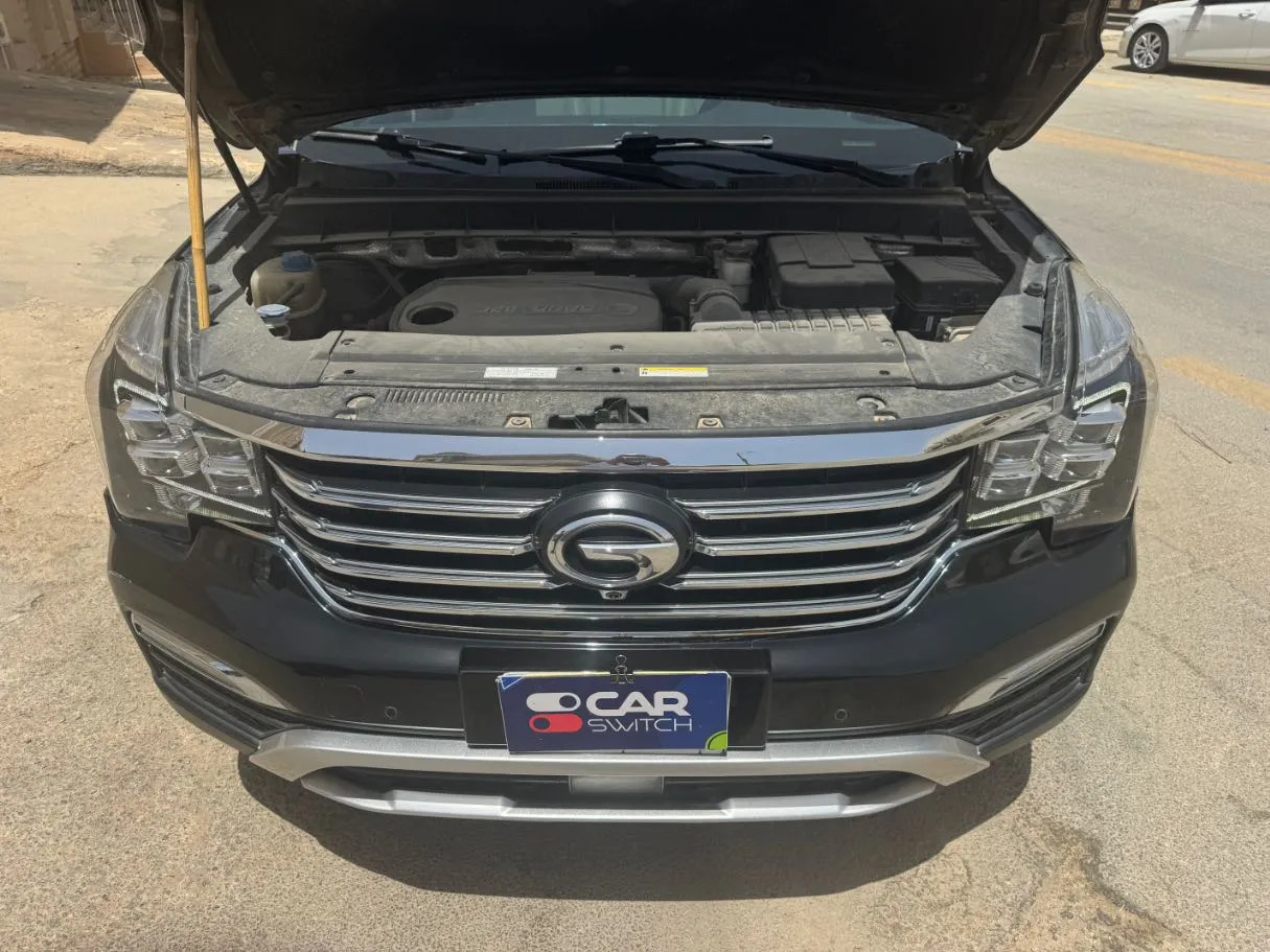 Car image 21