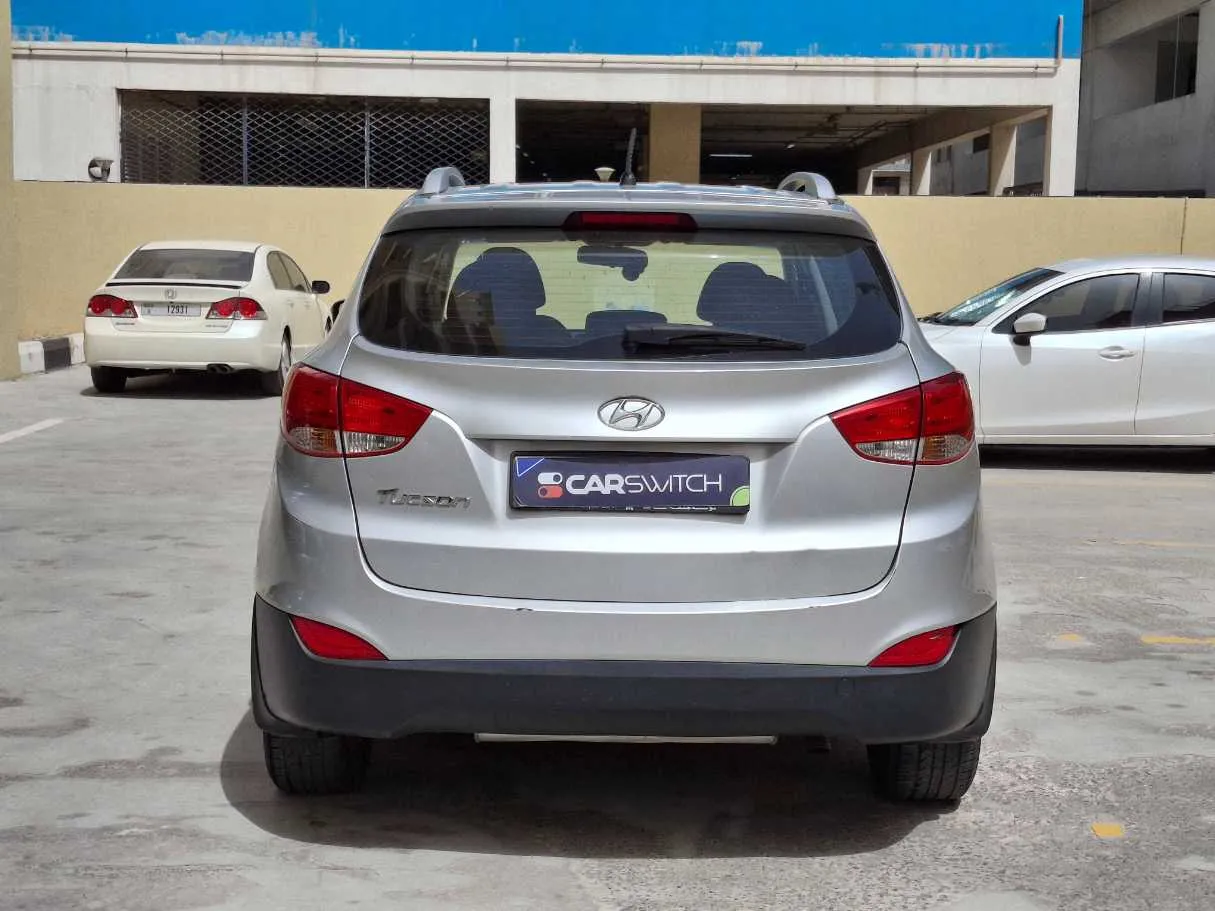 Car image 6