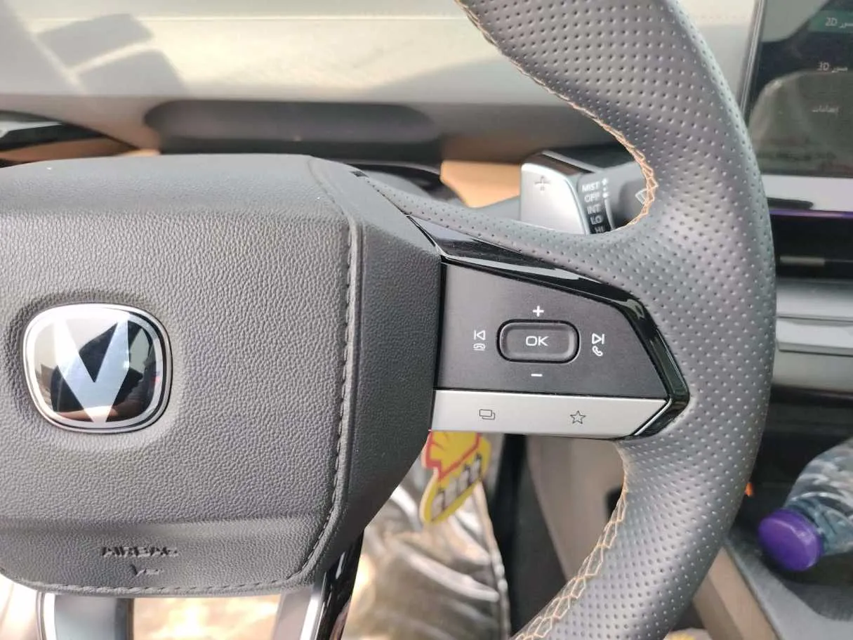 Car image 33