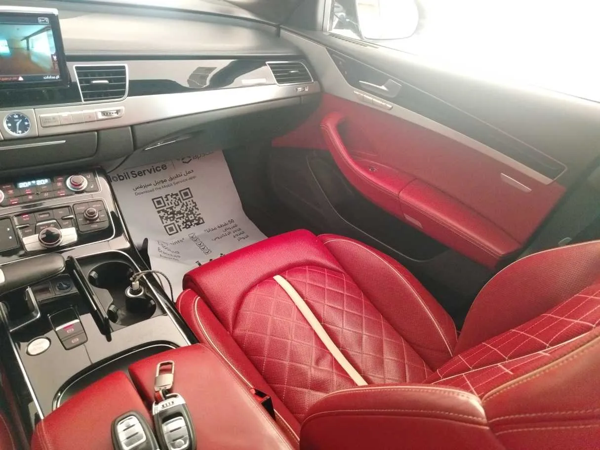 Car image 40