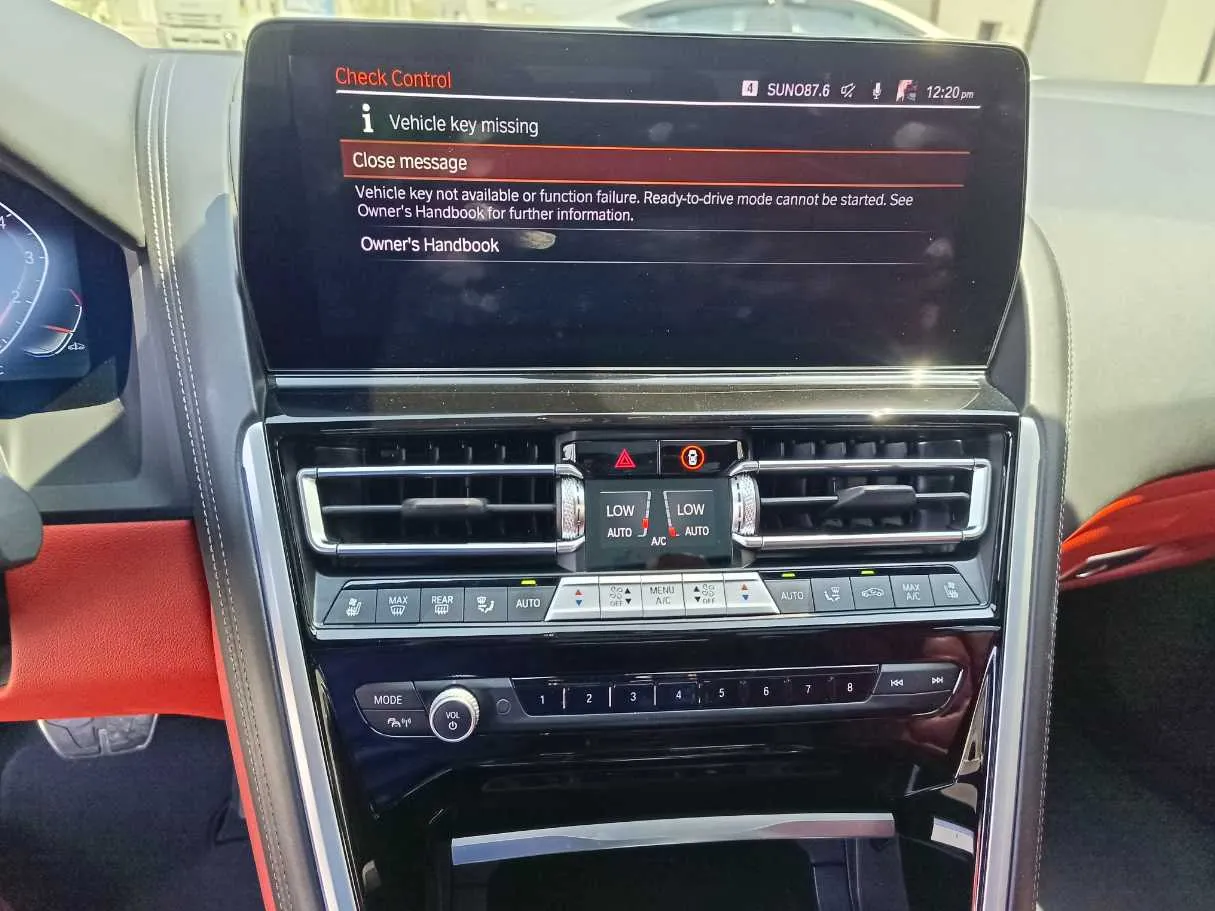 Car image 32