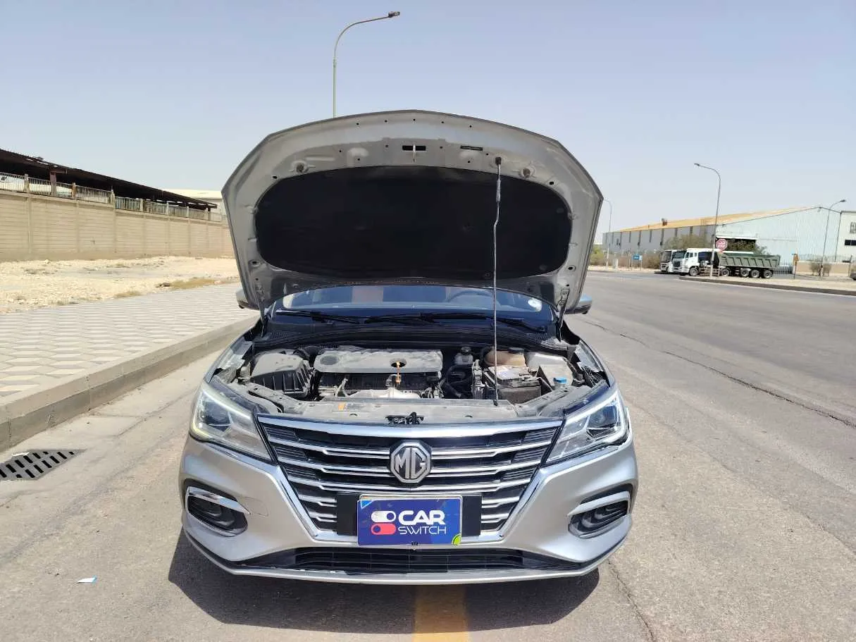 Car image 29