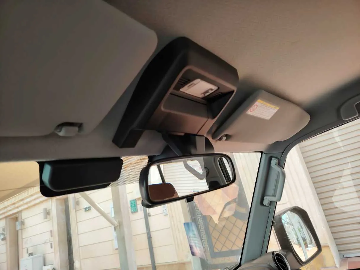 Car image 35