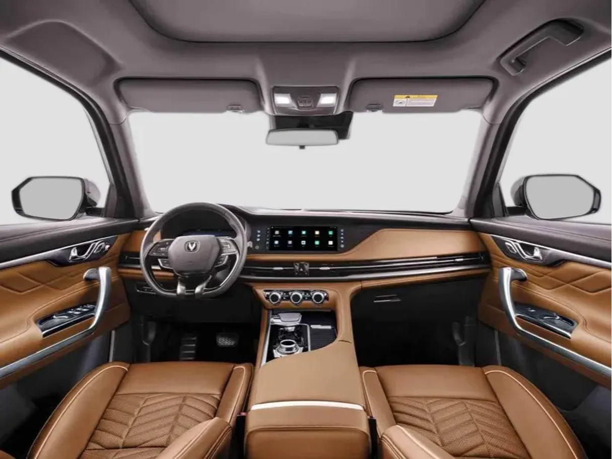 Car image 8