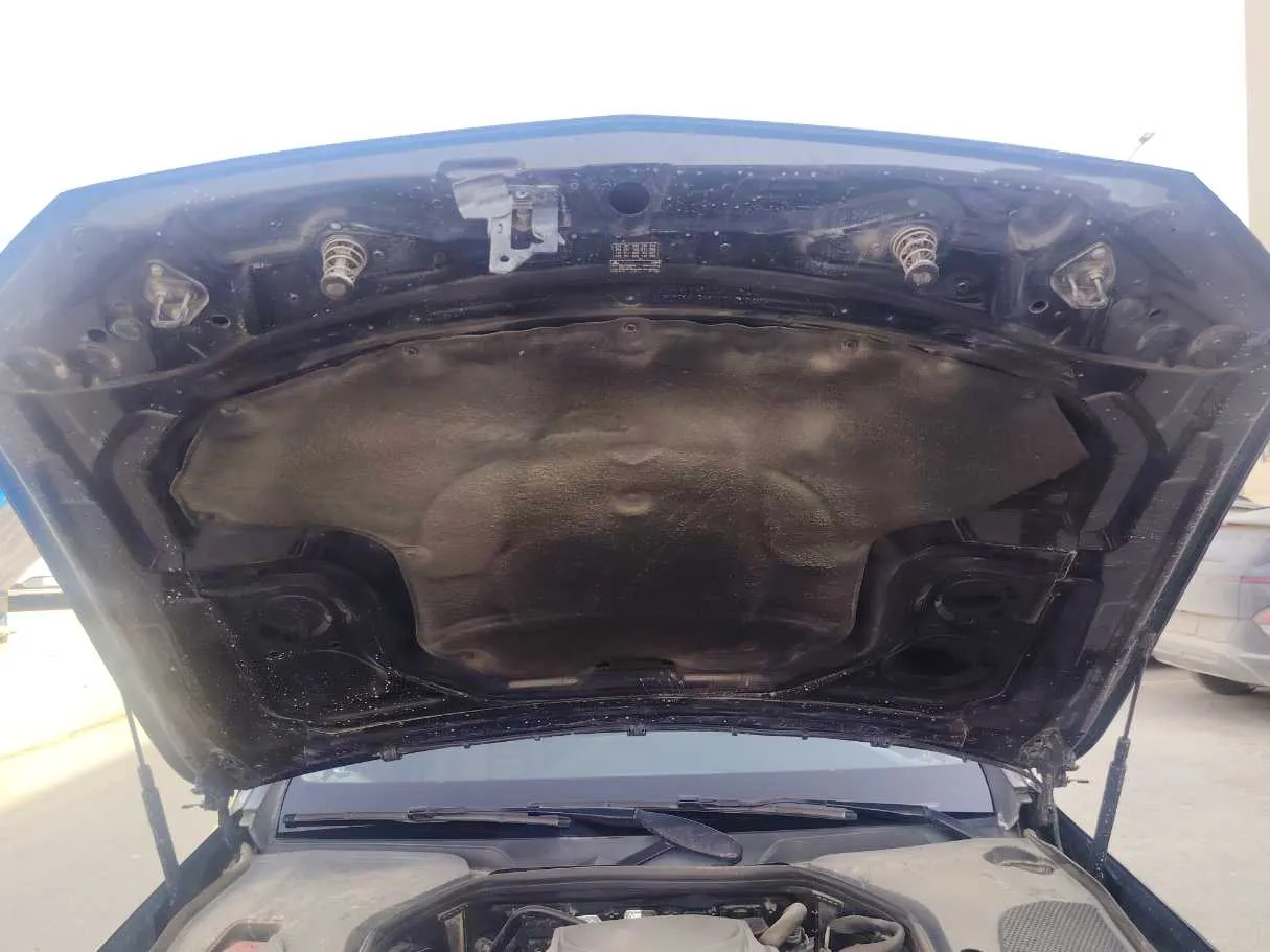 Car image 35