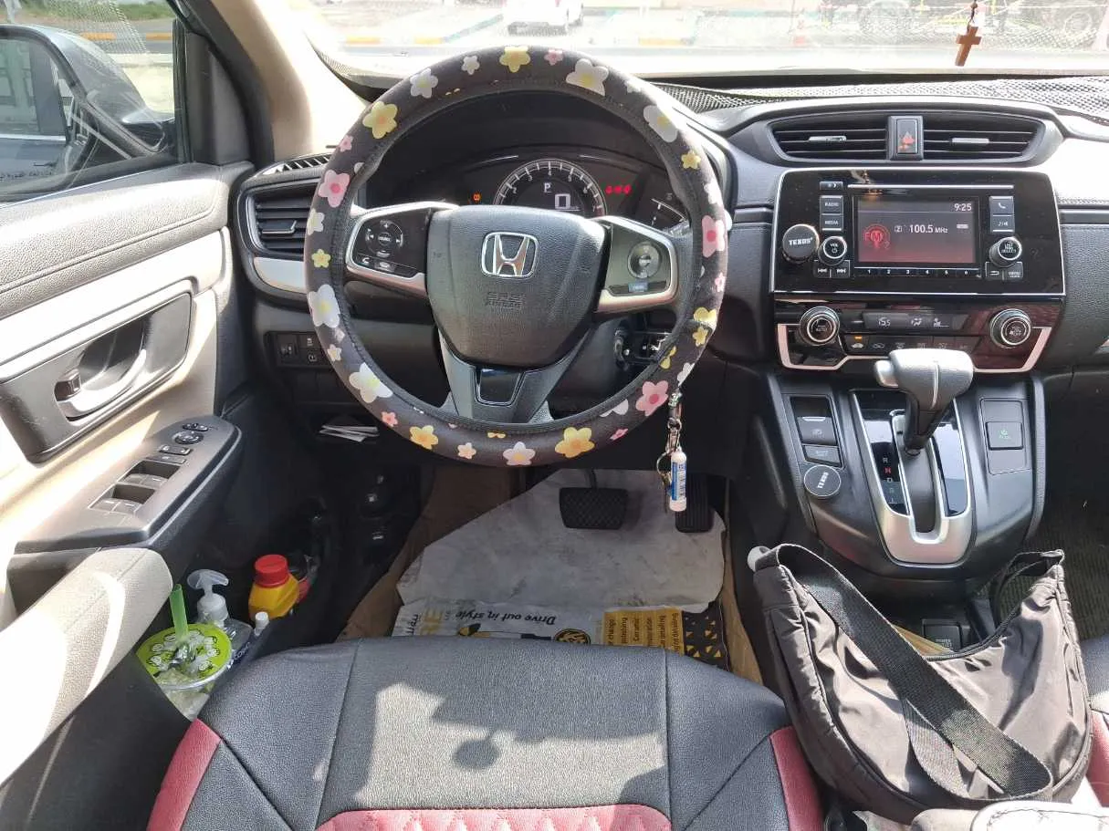 Car image 15