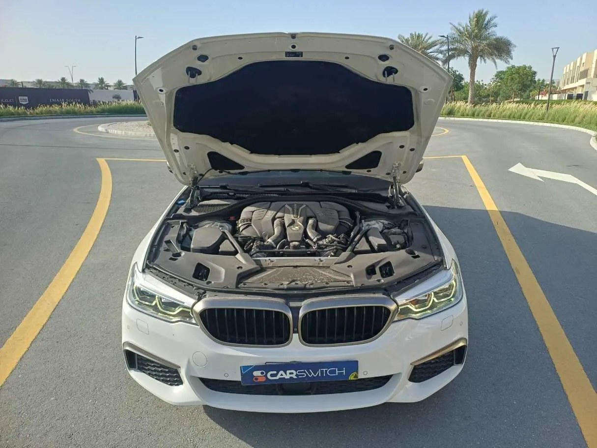 Car image 28